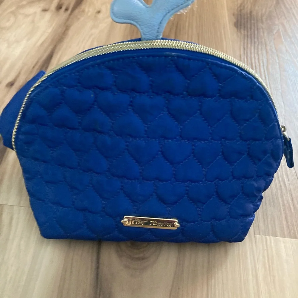 BETSEY JOHNSON COSMETIC BAG PREPPY WHALE MAKEUP TRAVEK BAG